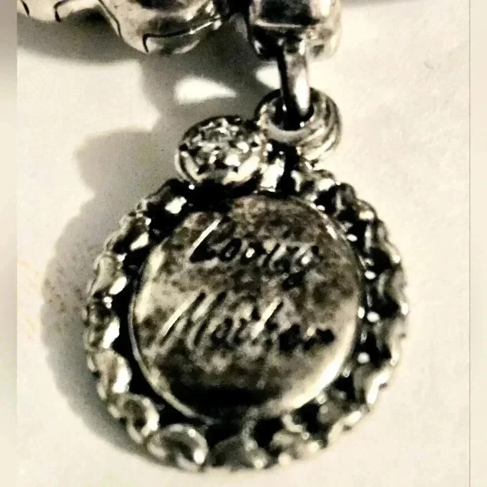 Pandora bracelet with 4 charms 100% Silver Authentic - Picture 5 of 13
